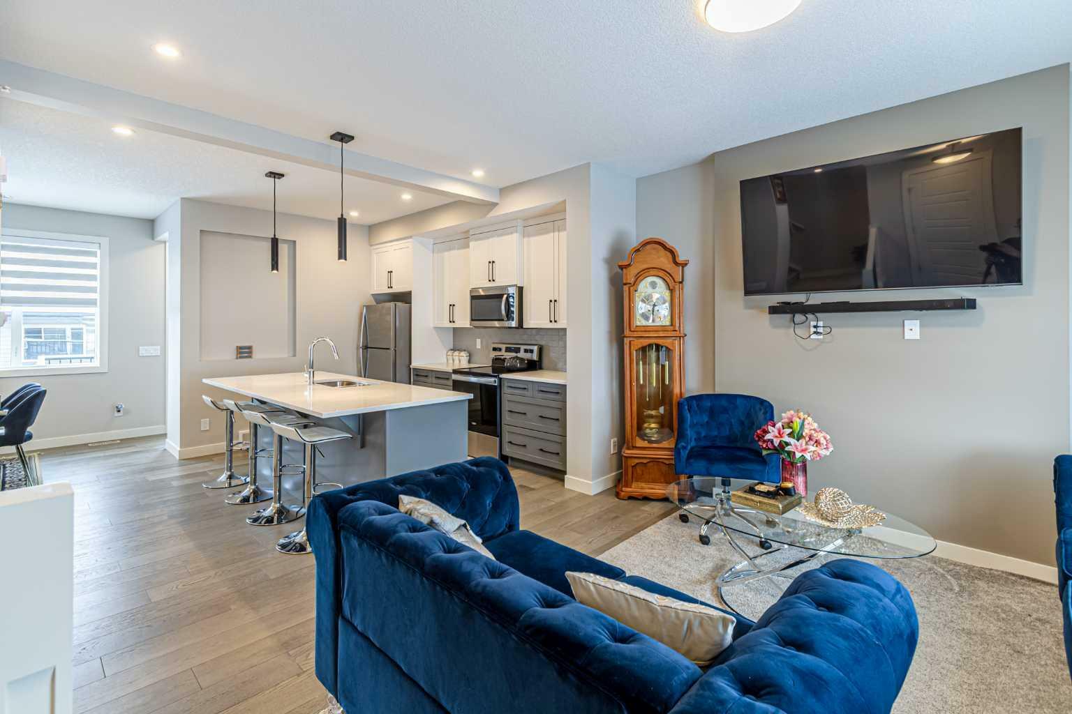 Property Photo: 1163 Lanark Boulevard SE AB T4A 3P9