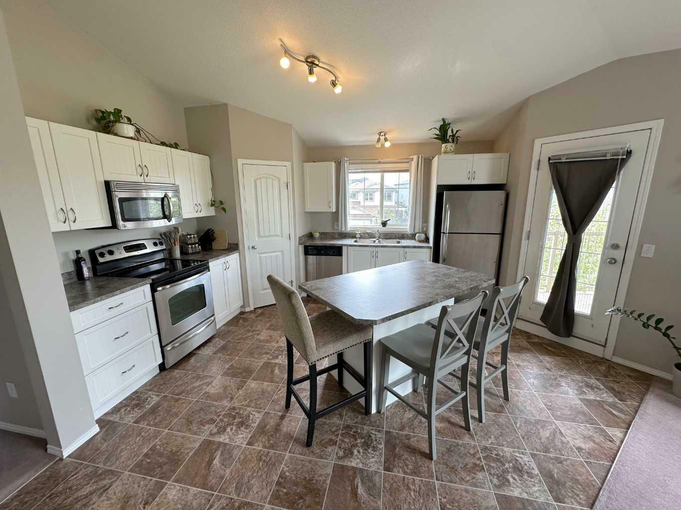 Property Photo: 31 Jamieson Avenue #1424 AB T4P 0H8