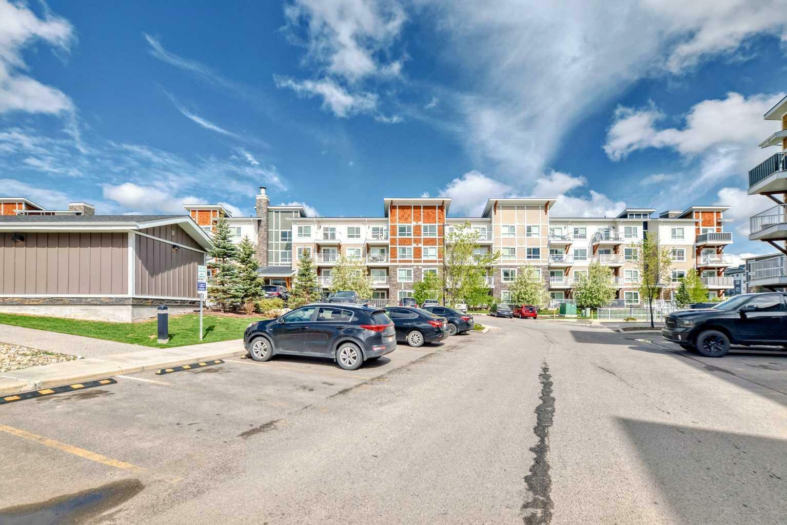 Property Photo:  302 Skyview Ranch Drive NE 7211  AB T3N 0P5 