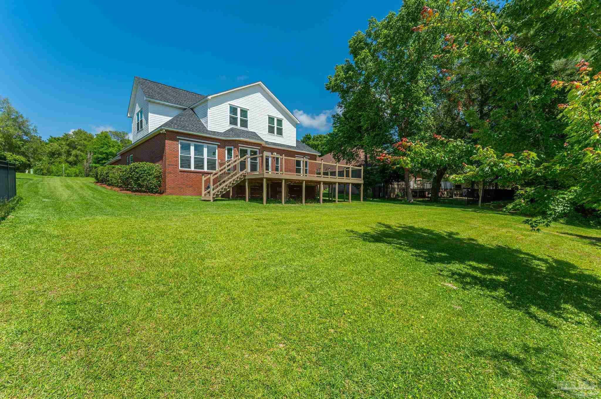 Property Photo:  241 Antiqua Way  FL 32578 