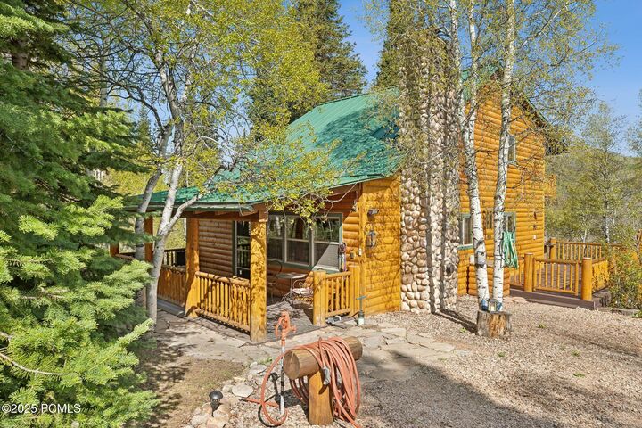 Property Photo: 5399 E Targhee Drive UT 84055