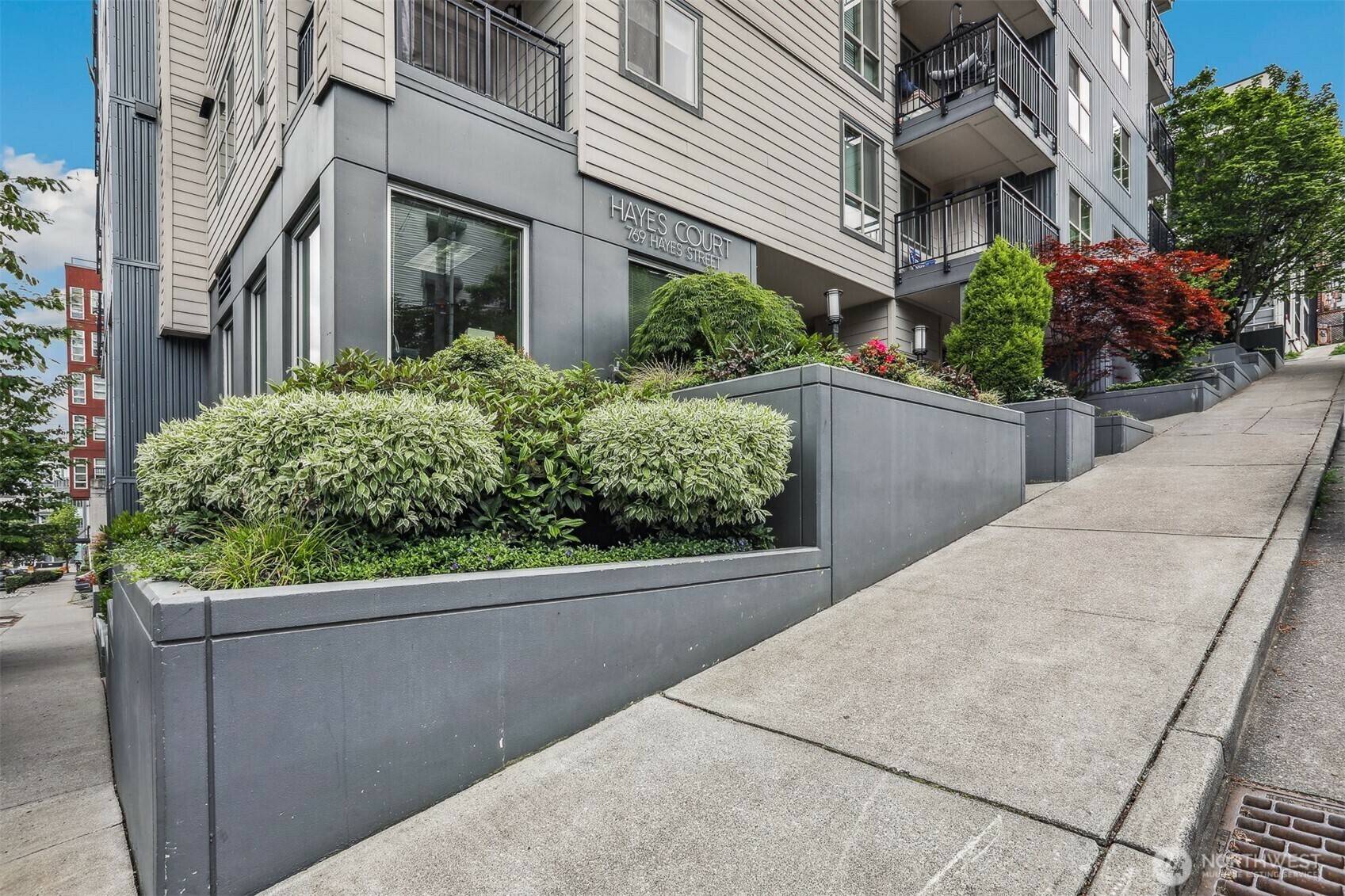 Property Photo: 769 Hayes Street 504 WA 98109