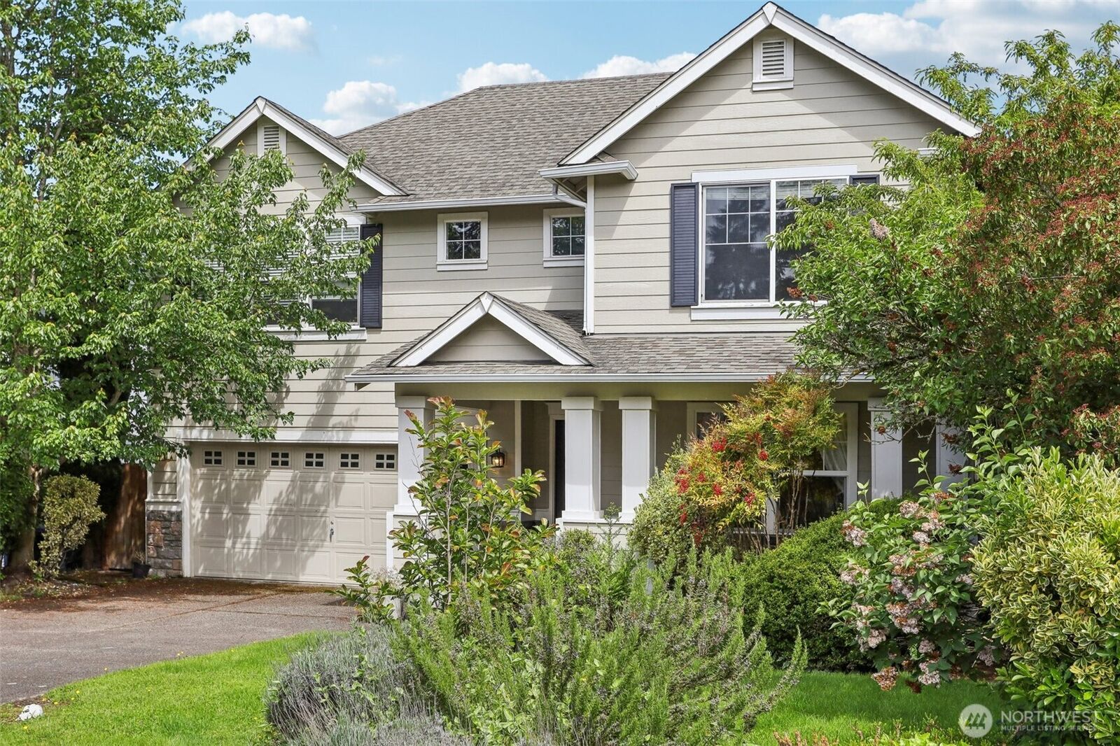 Property Photo:  2228 SE 3rd Street  WA 98056 