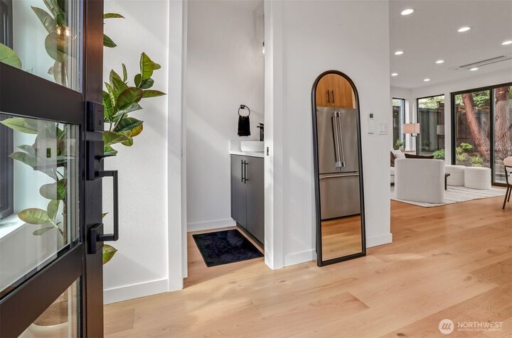 Property Photo:  1122 NW 61st Street  WA 98107 