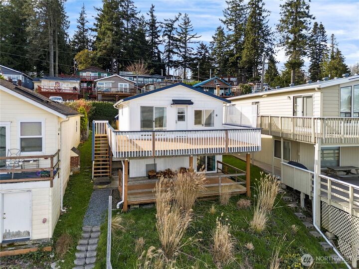 Property Photo: 7513 Hermosa Beach Road WA 98271