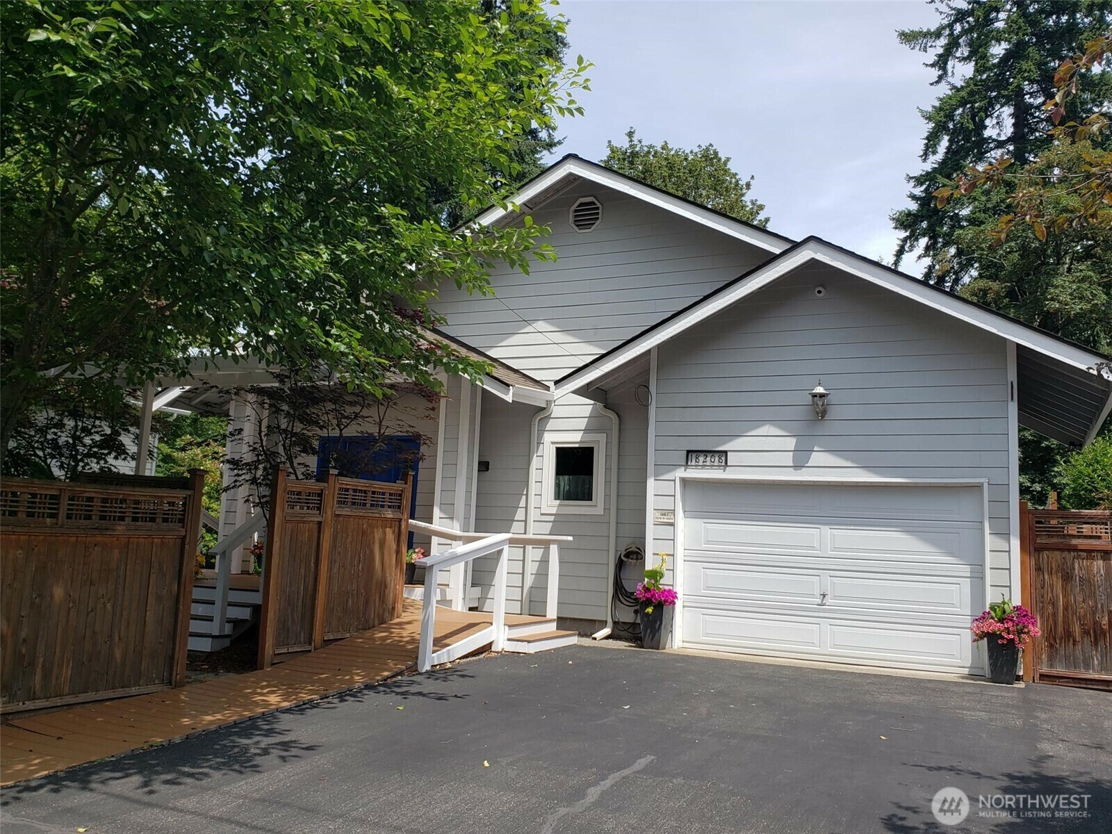 Property Photo: 18208 25th Avenue NE WA 98155