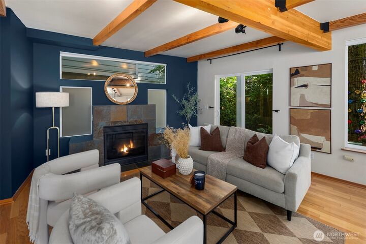 Property Photo:  18014  Stone Avenue N 18014  WA 98133 