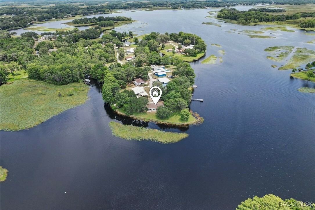 Property Photo: 1226 S Telephone Road FL 34450