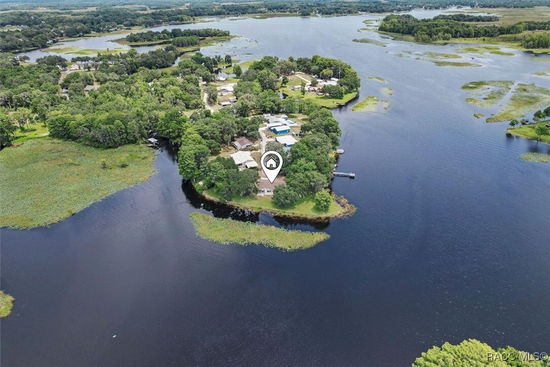 Property Photo:  1226 S Telephone Point Road  FL 34450 