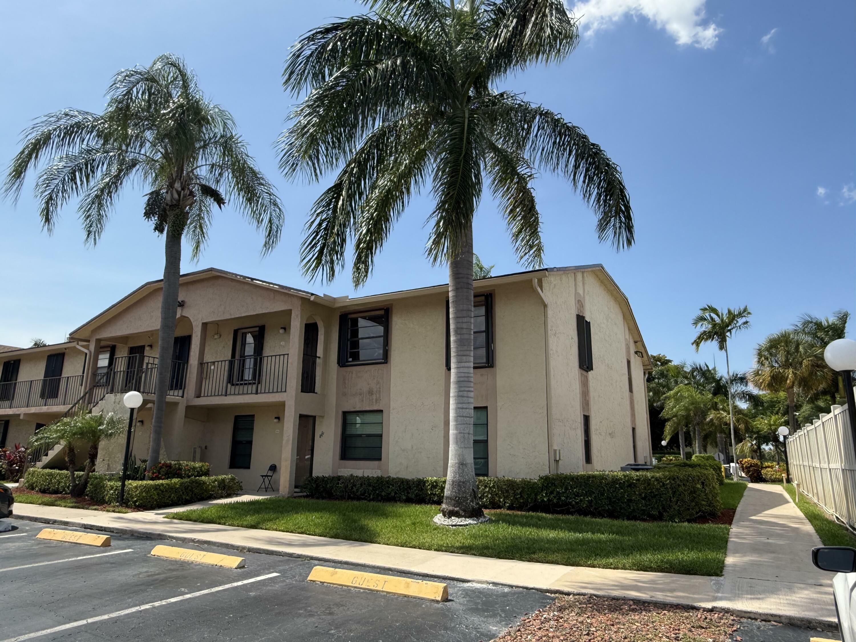 Property Photo: 9466 Boca Cove Circle 312 FL 33428