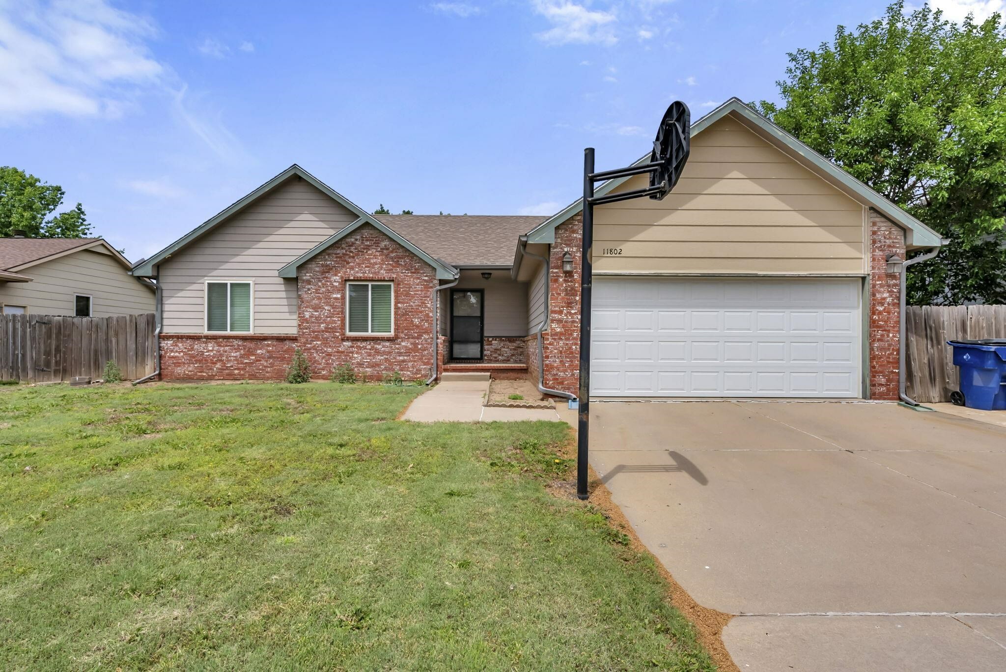 Property Photo: 11802 W Murdock KS 67212