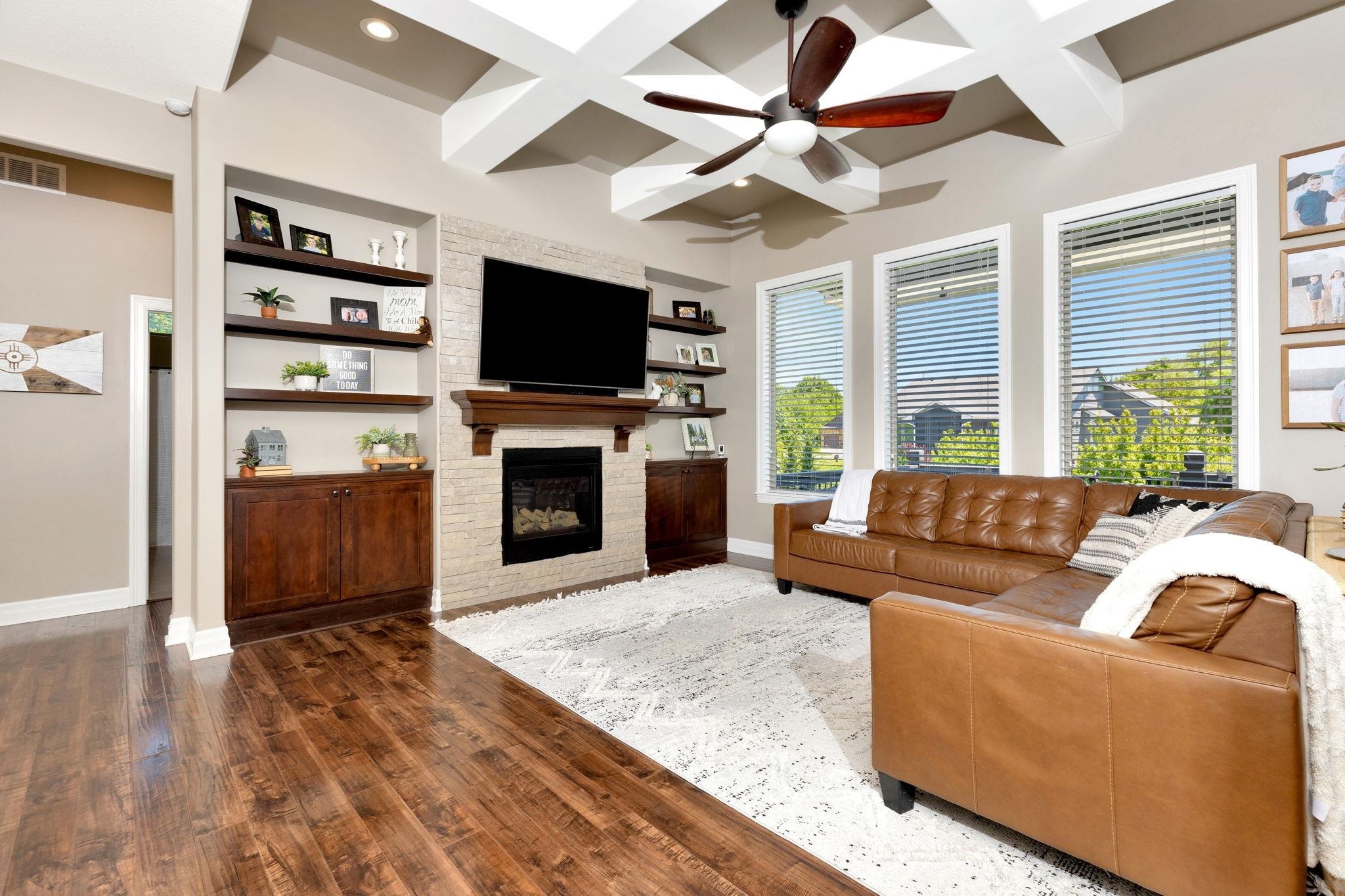 Property Photo: 112 N Kennedy St KS 67235