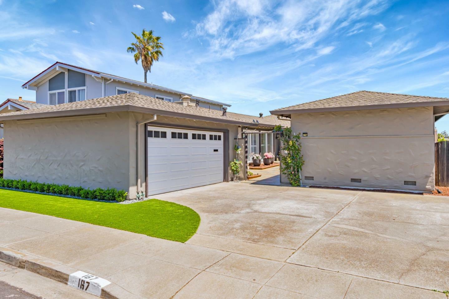Property Photo: 167 Shooting Star Isle CA 94404