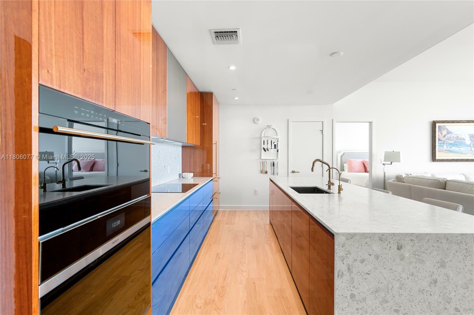 Property Photo: 2678 Tigertail Ave 713 FL 33133