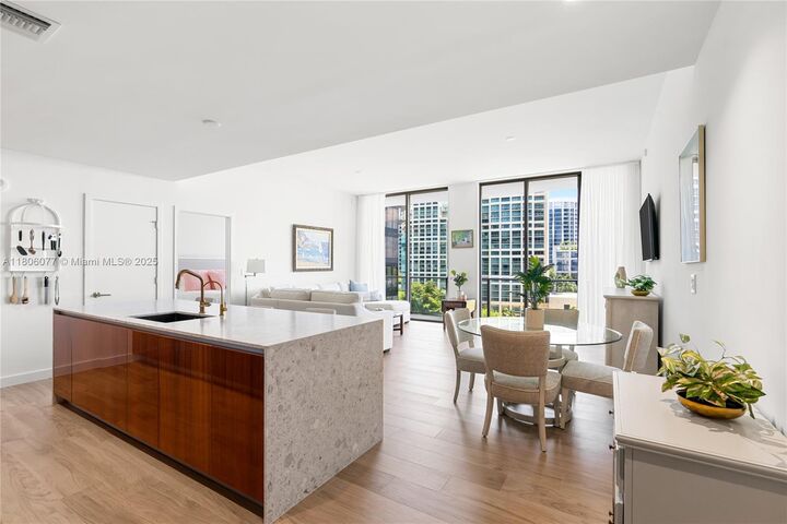 Property Photo:  2678 Tigertail Ave 713  FL 33133 