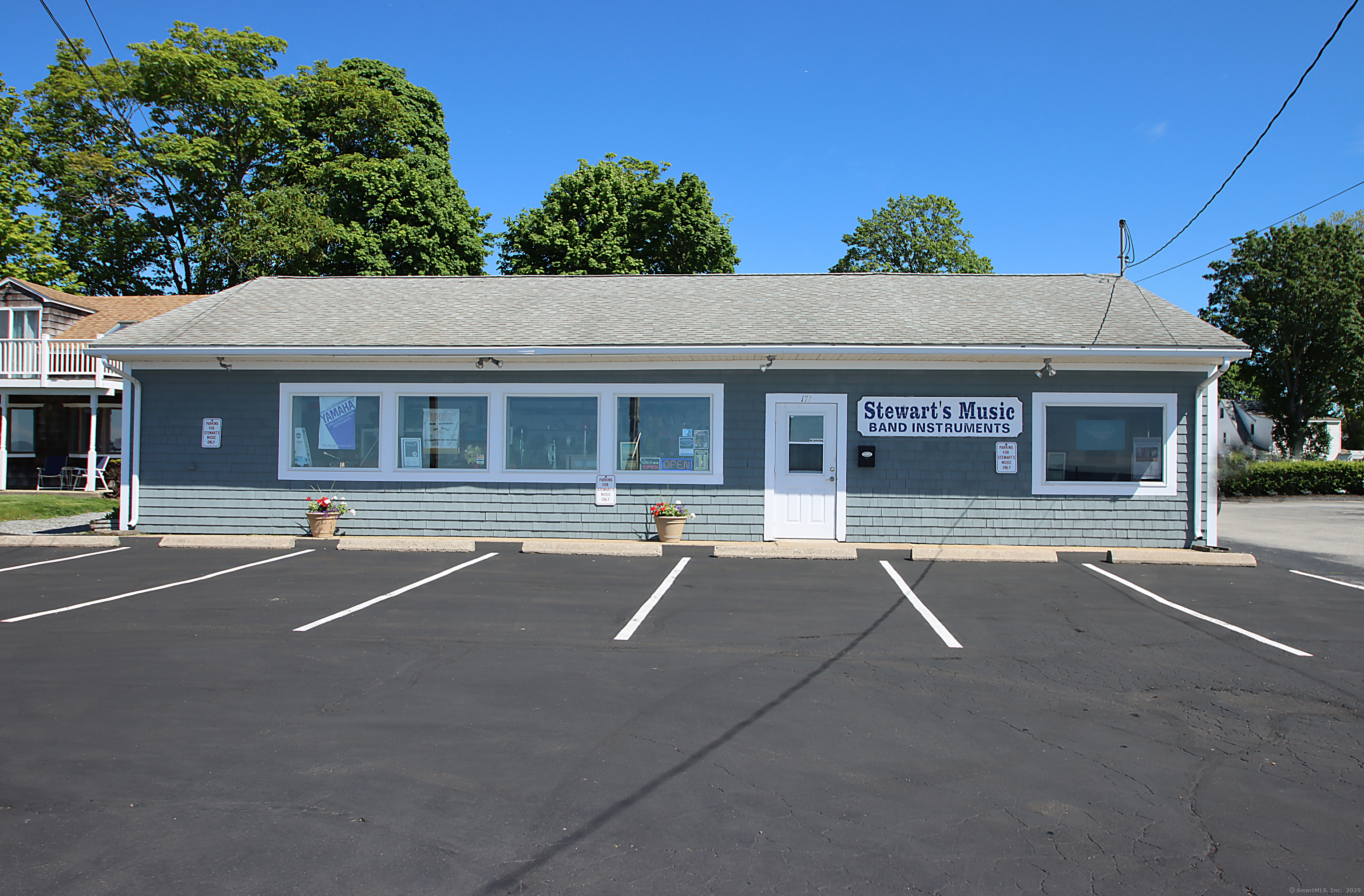 Property Photo: 171 Main Street CT 06357