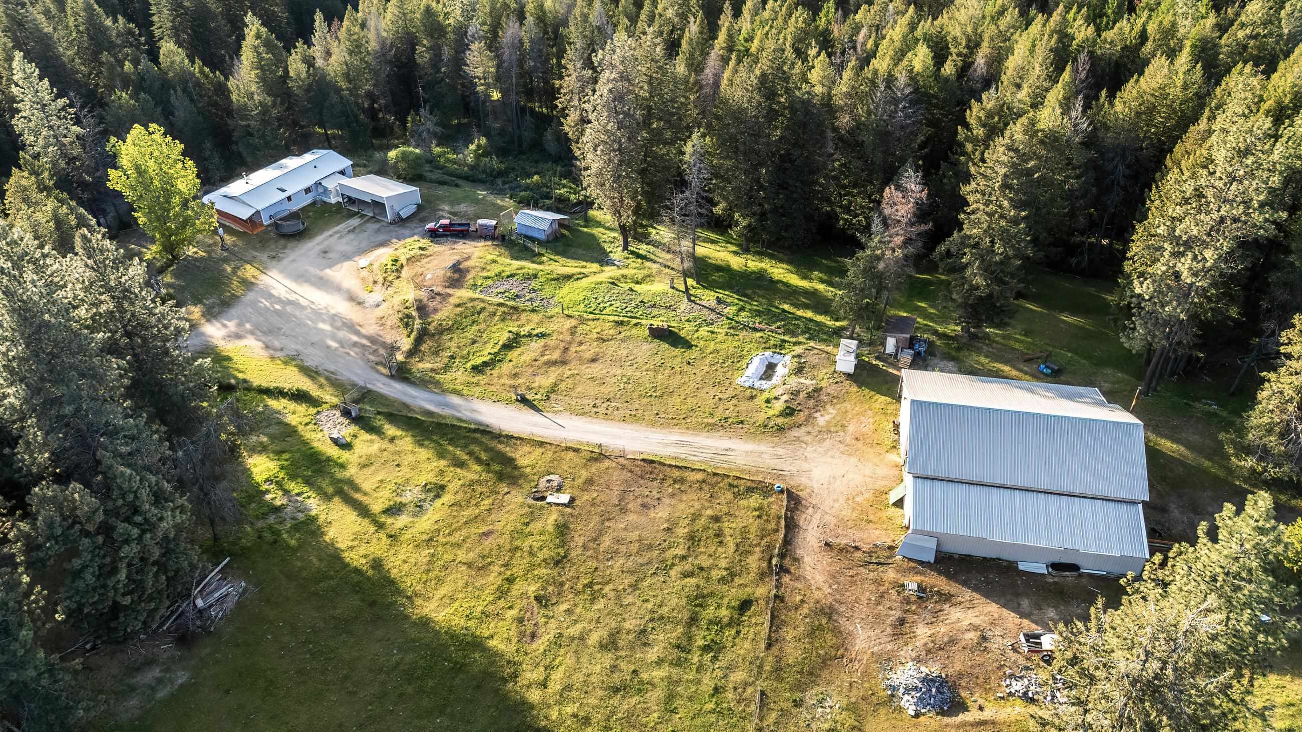 Property Photo: 36204 N Waldrons Ln WA 99003