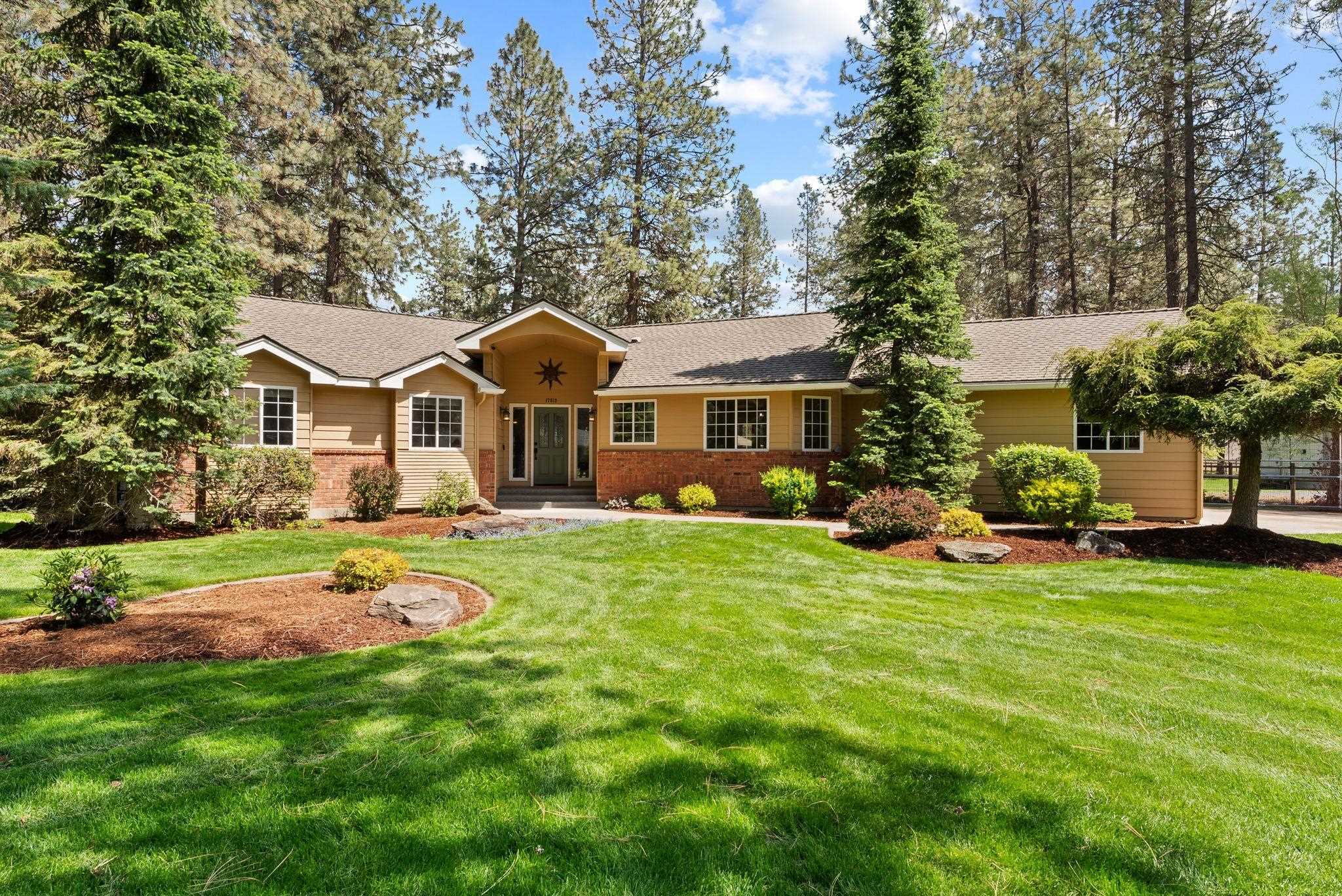 17812 N Saddle Hill Dr  Colbert WA 99005 photo