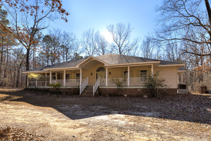 Property Photo: 3900 Settlement Road SC 29040