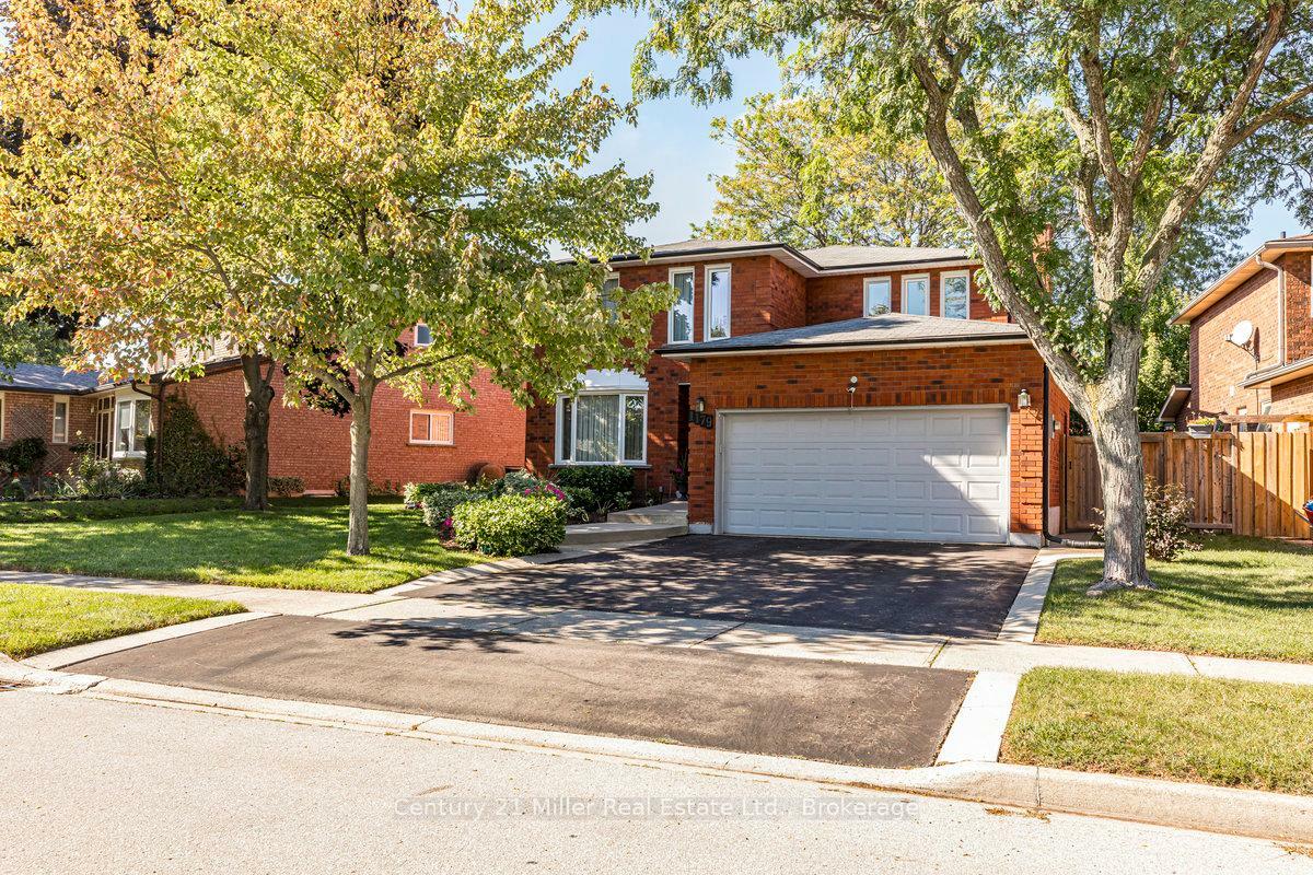 Property Photo: 1179 Rosethorne Road ON L6M 1H5