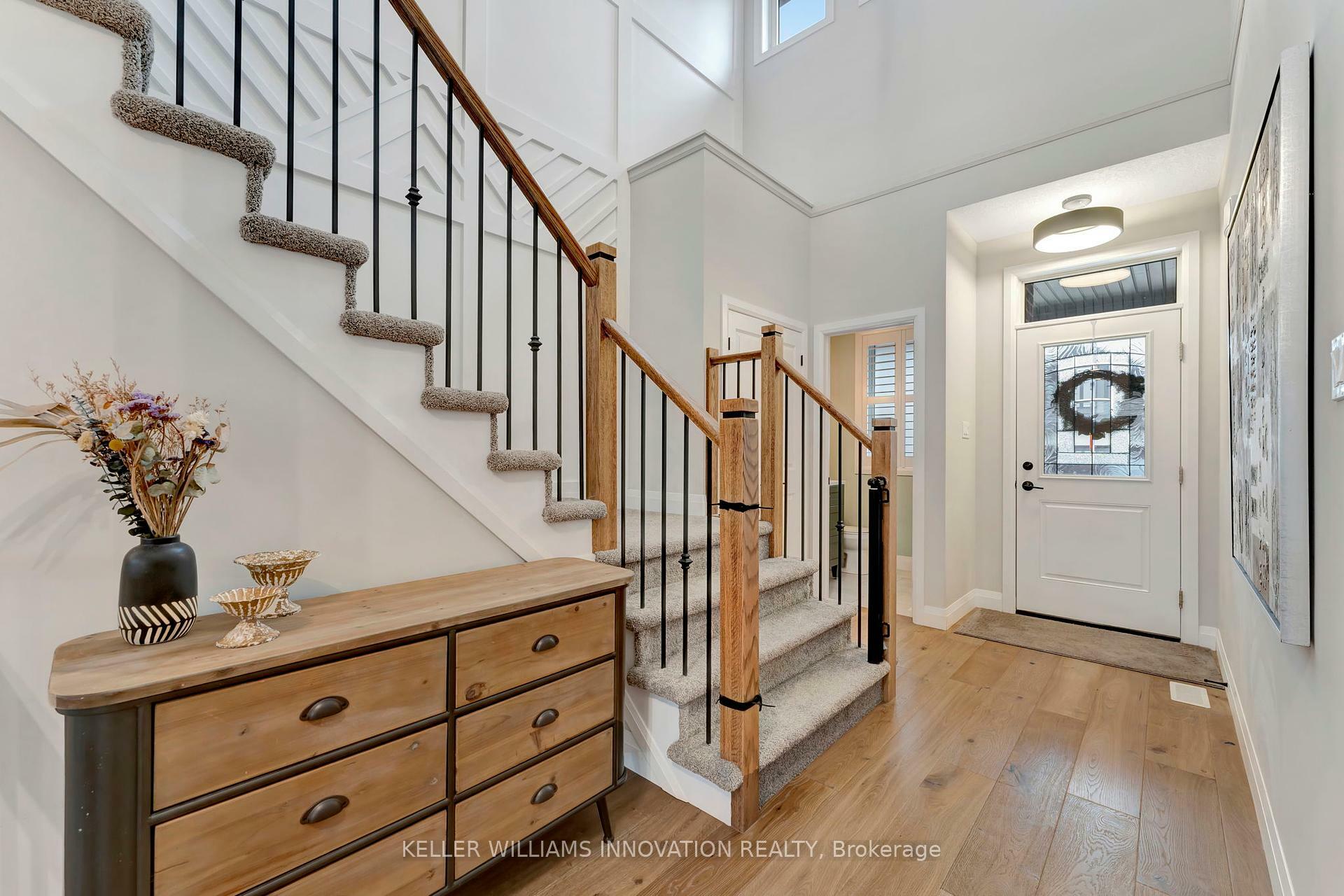 Property Photo: 27 Queensgate Crescent ON N0B 1M0