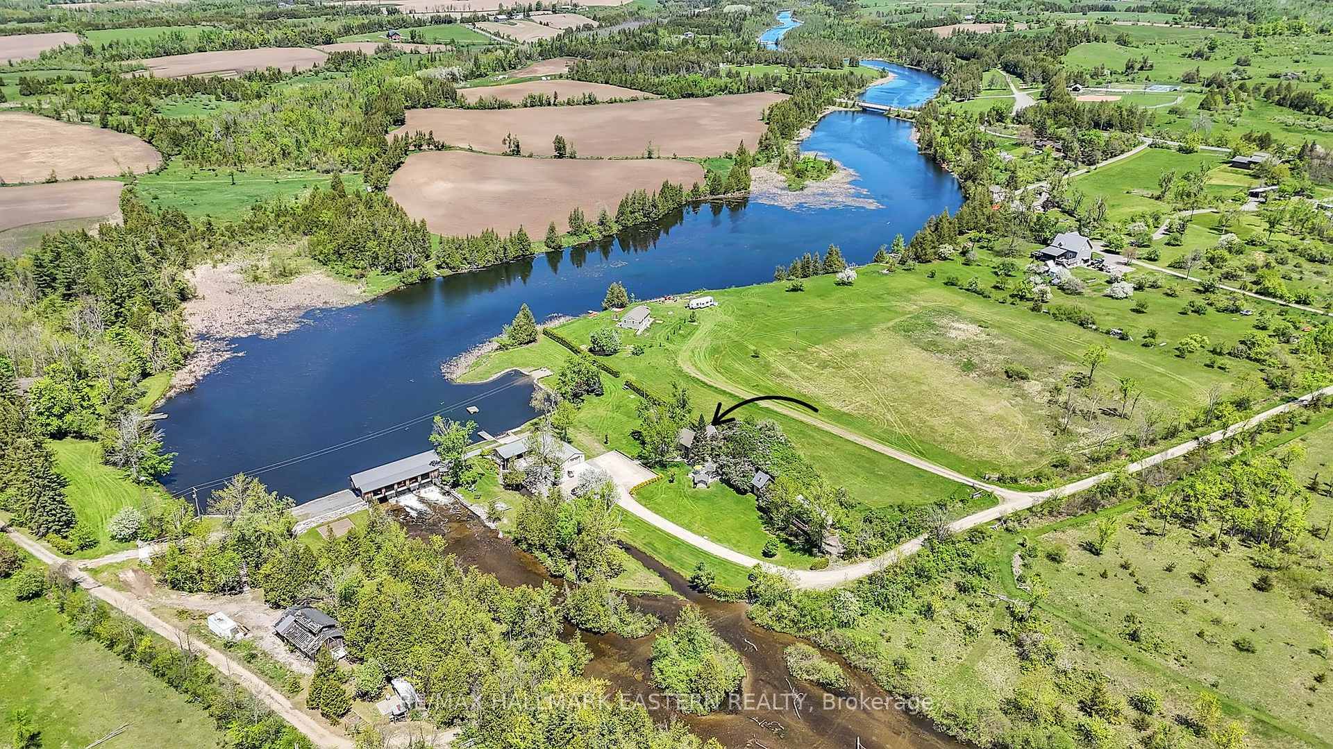 Property Photo: 551 &Amp 565 Cooney Island Road E ON K0L 2S0