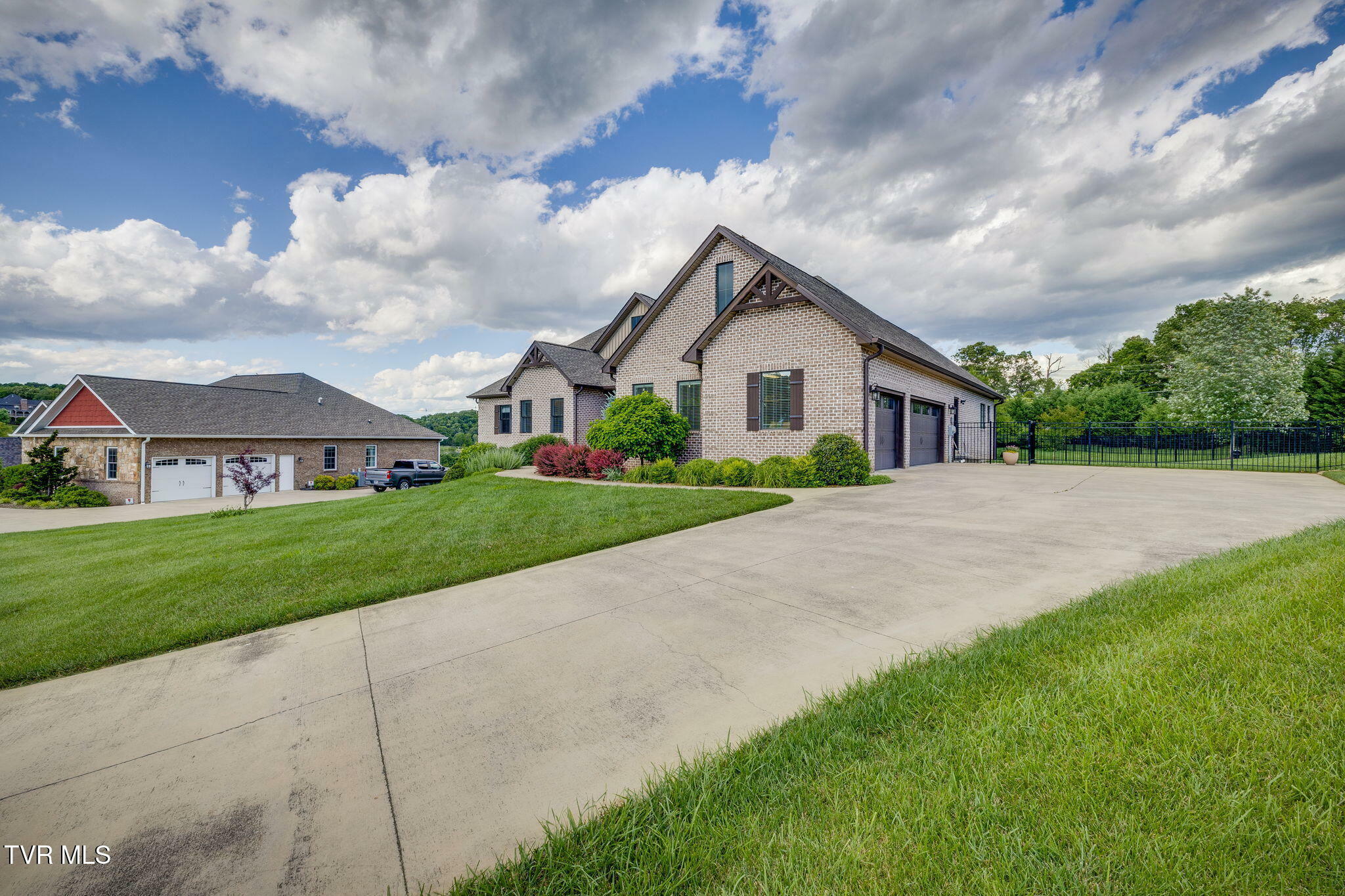 Property Photo: 83 Hayfield Drive TN 37615
