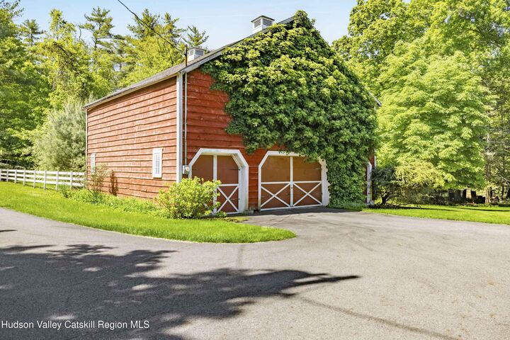 Property Photo:  1716 Route 212  NY 12477 