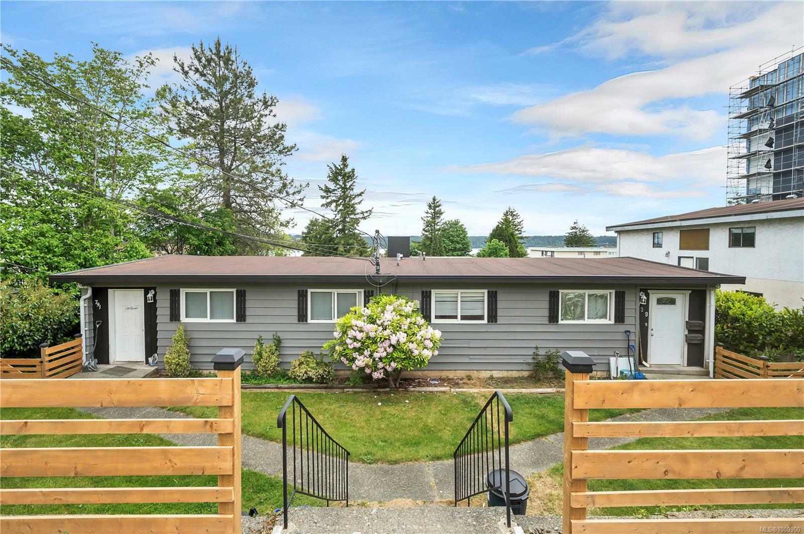 Property Photo: 789 Birch St BC V9W 2T2