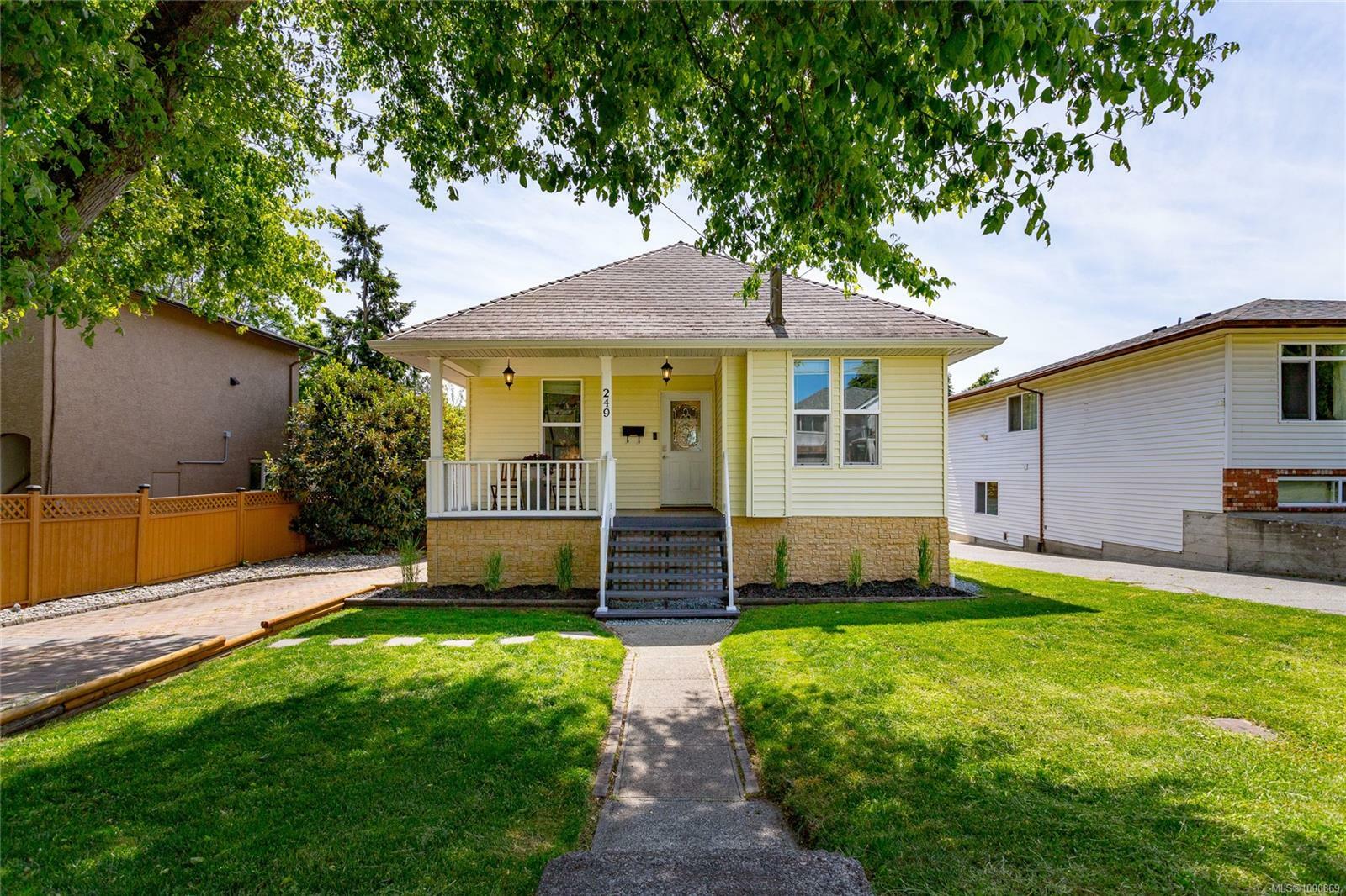 Property Photo: 249 Regina Ave BC V8Z 1J6