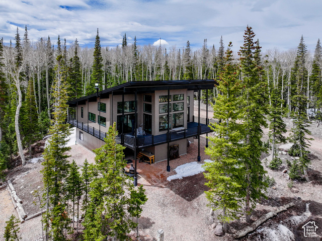 Property Photo: 466 N Elk Dr UT 84719