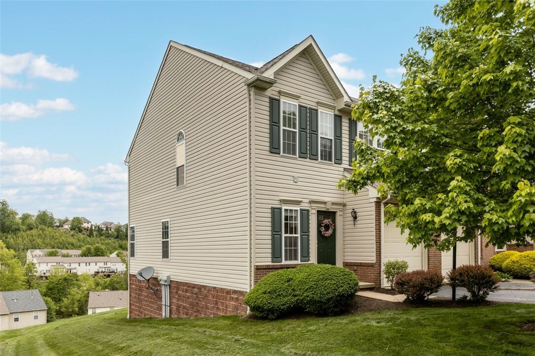 Property Photo: 190 Southern Valley Court PA 16046