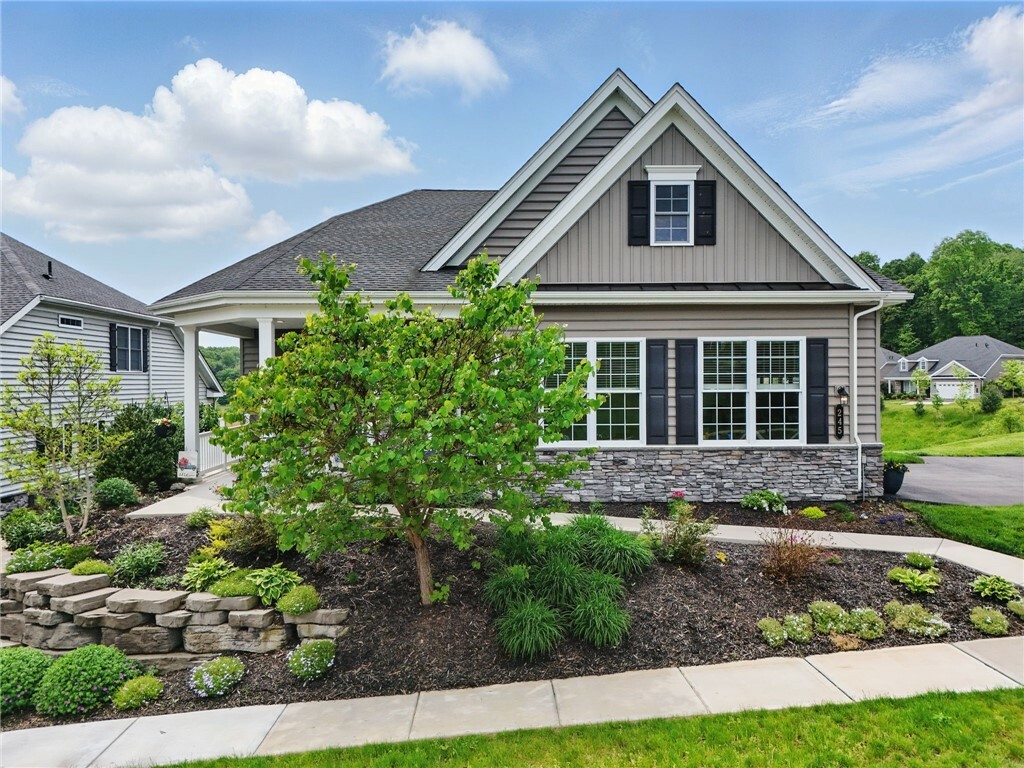 Property Photo: 245 Jefferson Ln PA 16066