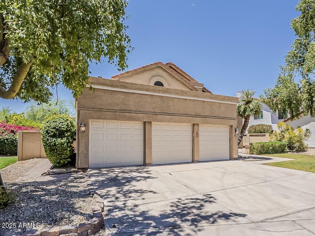 Property Photo: 13064 N 100th Place AZ 85260