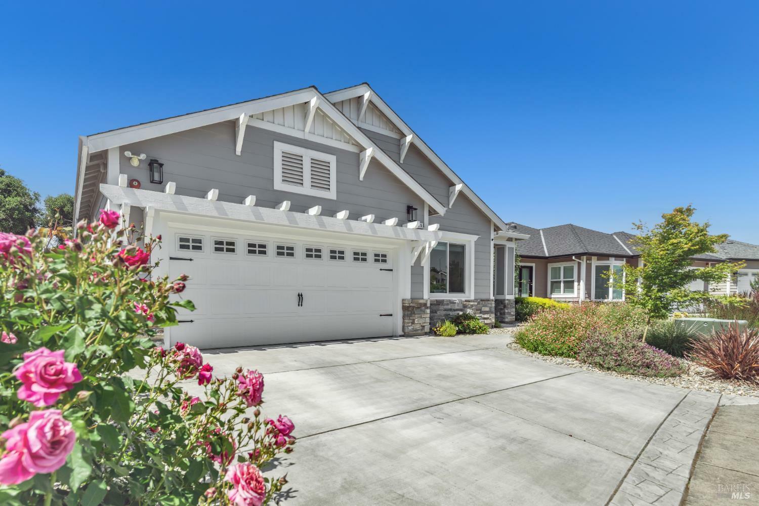 Property Photo: 225 Darbster Place CA 95403