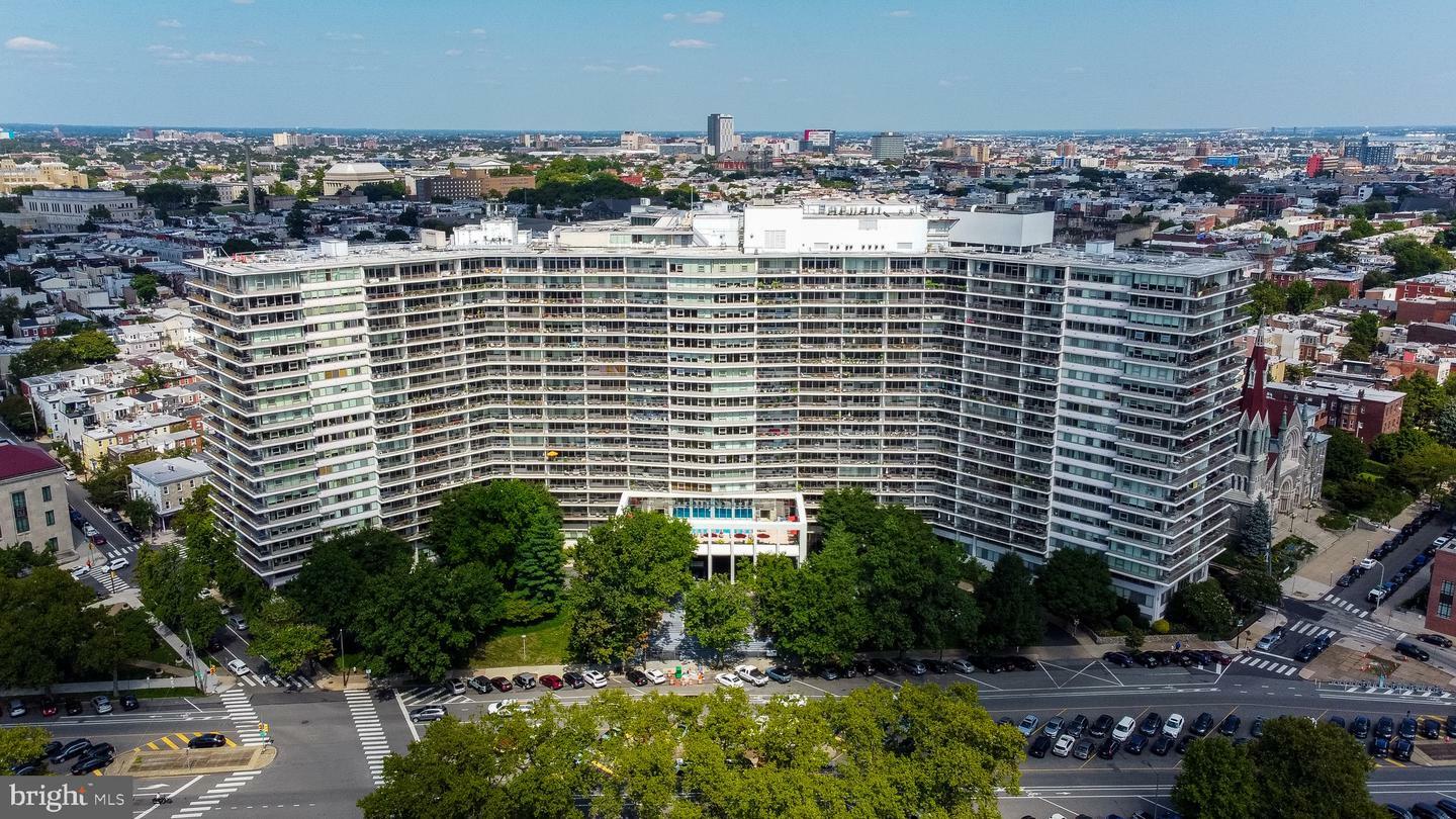 Property Photo:  2401 Pennsylvania Avenue 6B29  PA 19130 