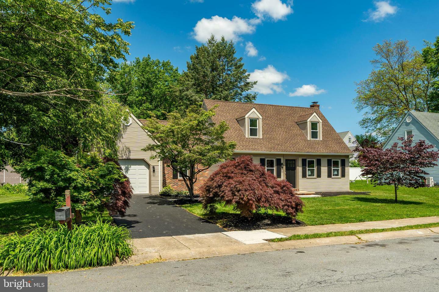 Property Photo: 334 N 7th Street PA 17517
