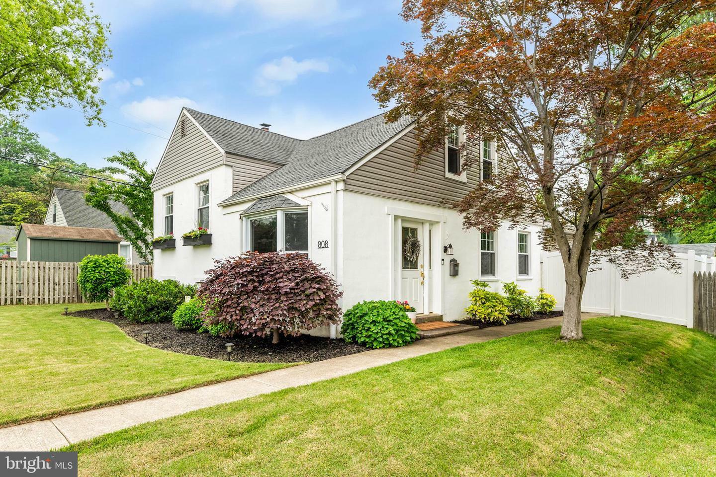 Property Photo: 808 Scotia Road PA 19128