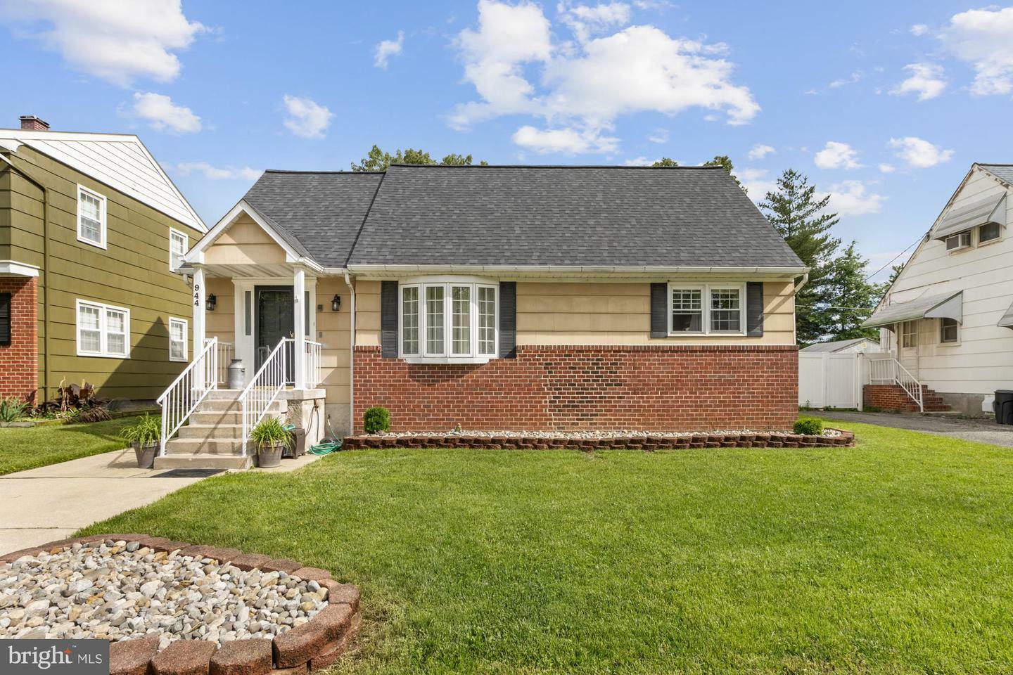 Property Photo: 944 Homberg Avenue MD 21221