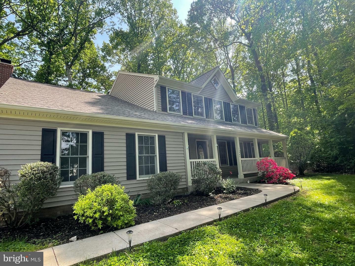 Property Photo: 12947 Morning Dew Drive VA 22192