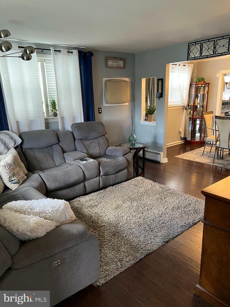 Property Photo:  9206 Horatio Road  PA 19114 