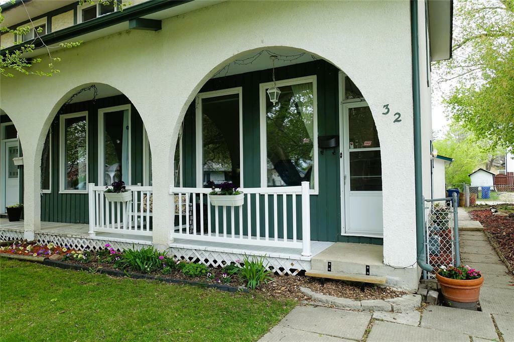 Photo de la propriété: 32 Evenwood Crescent MB R3R 1W1
