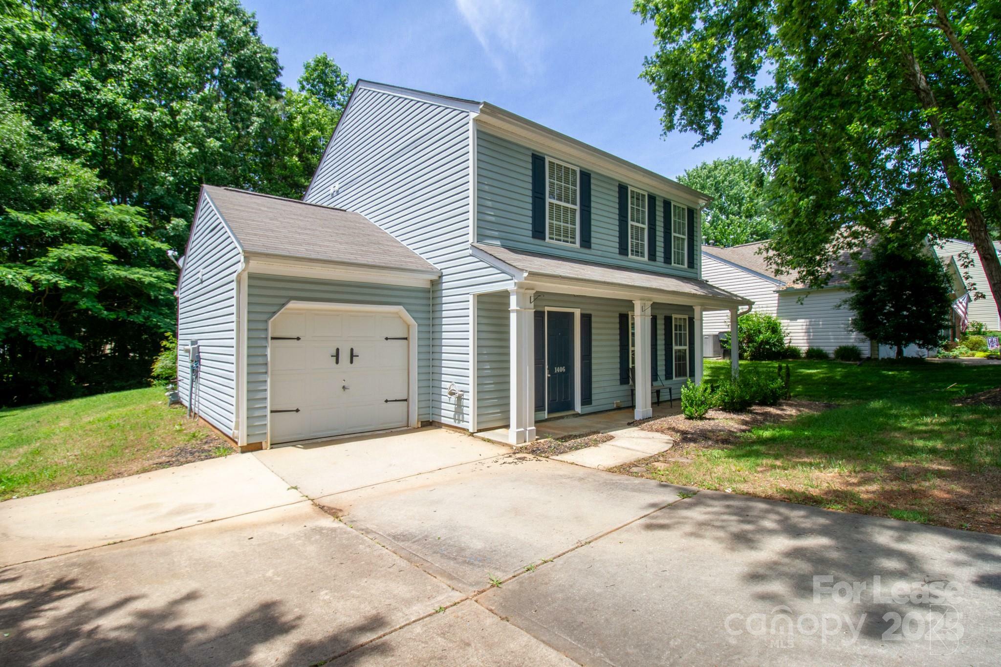 Property Photo: 1406 Juniper Hills Lane SC 29707