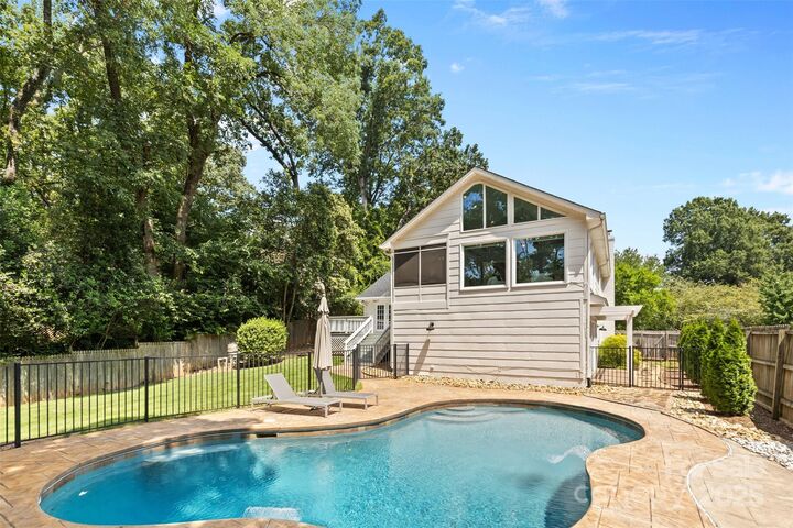 Property Photo: 4024 Tyndale Avenue NC 28210