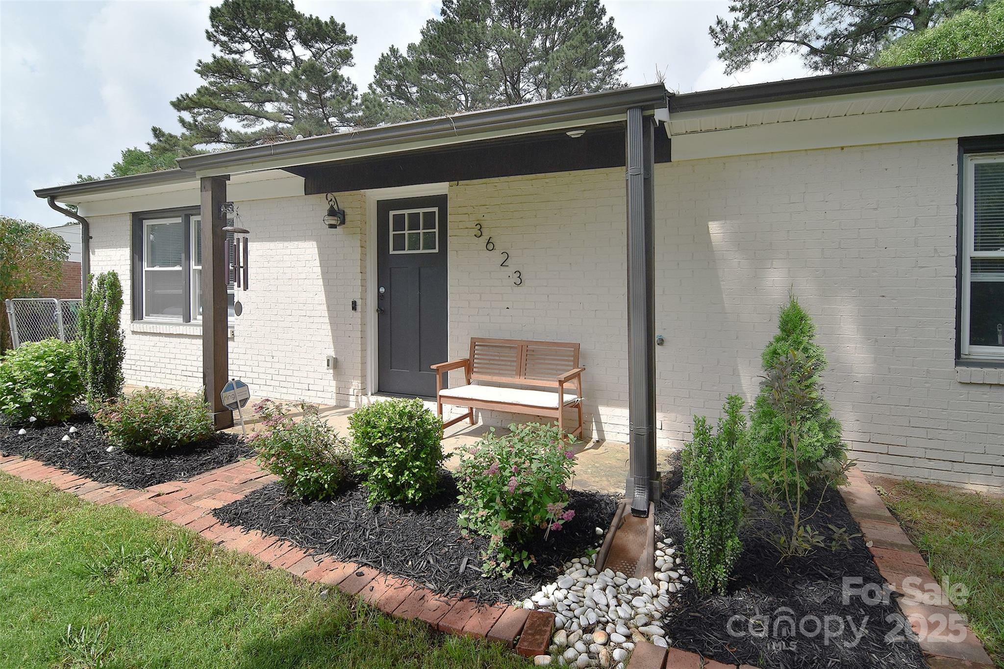 Property Photo: 3623 Braden Drive NC 28216