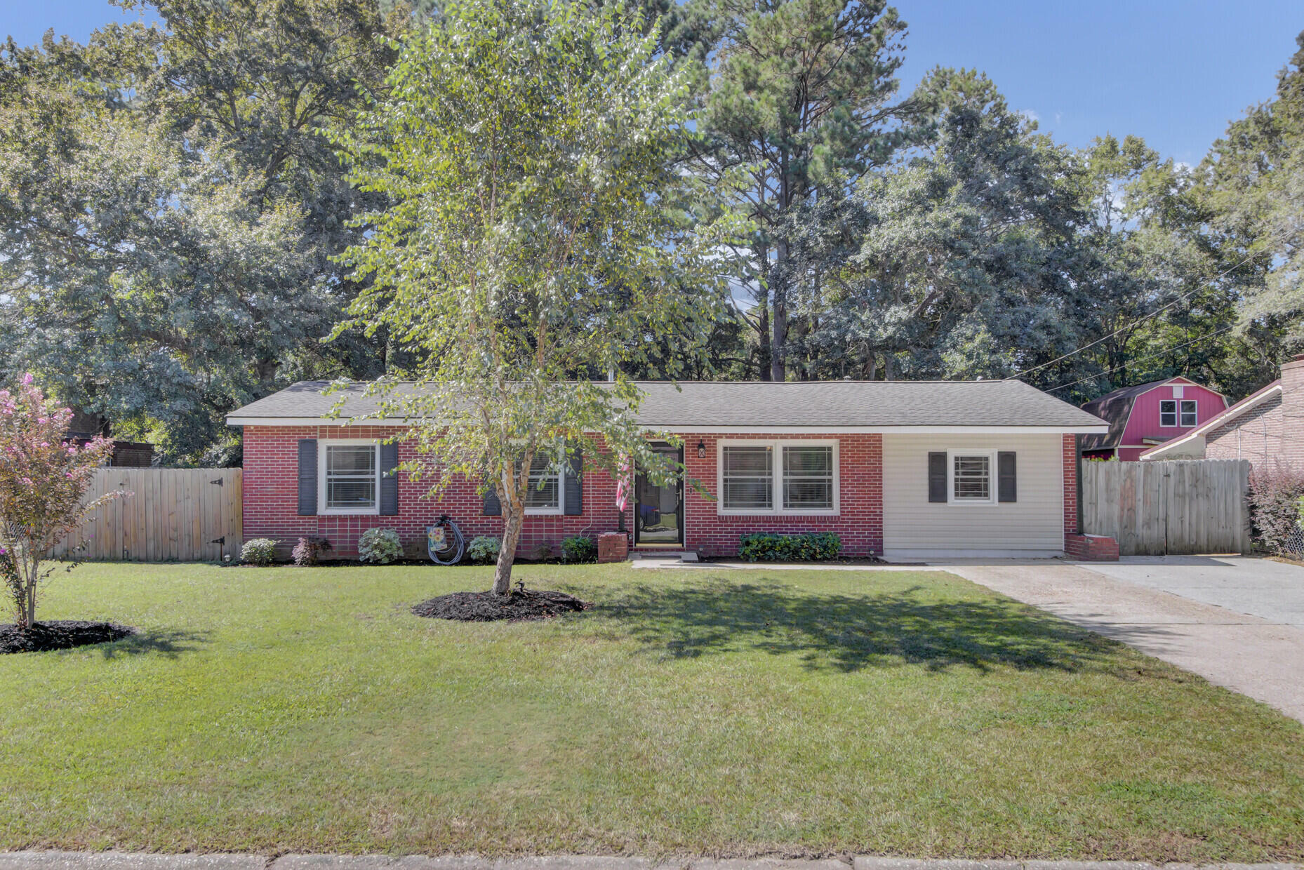 Property Photo: 25 Aldene Avenue SC 29445