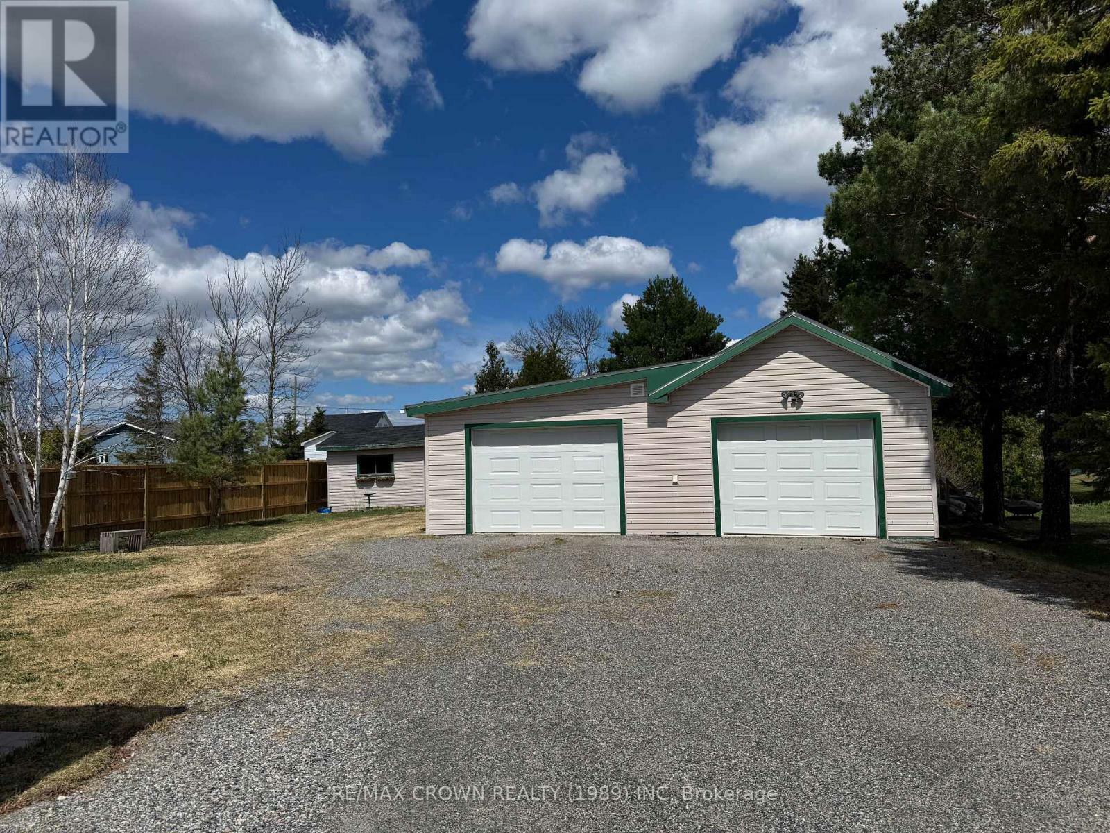 Property Photo: 35 Gauthier Street ON P0L 1G0
