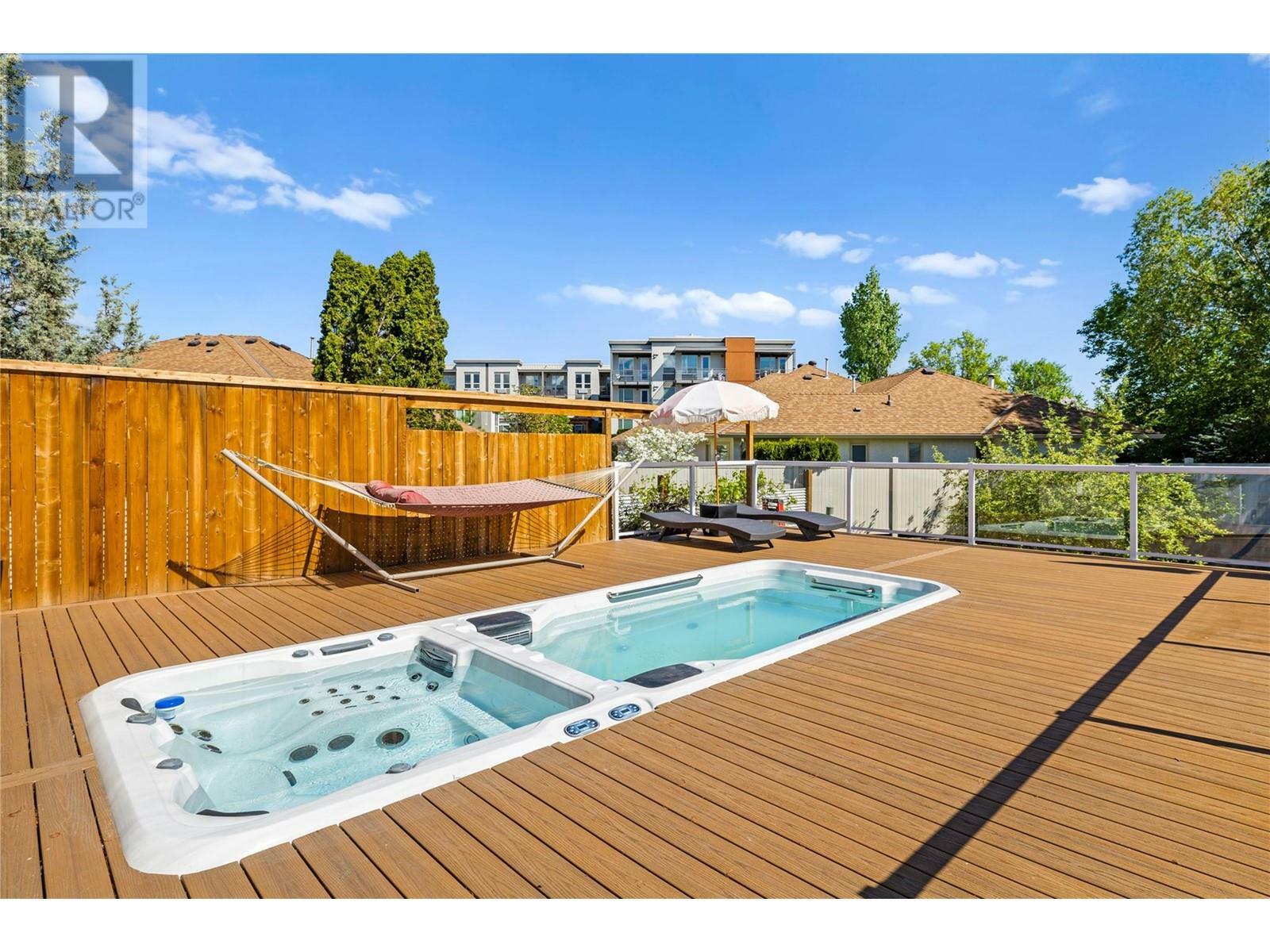 Property Photo: 624 Armour Crescent BC V1W 1A5