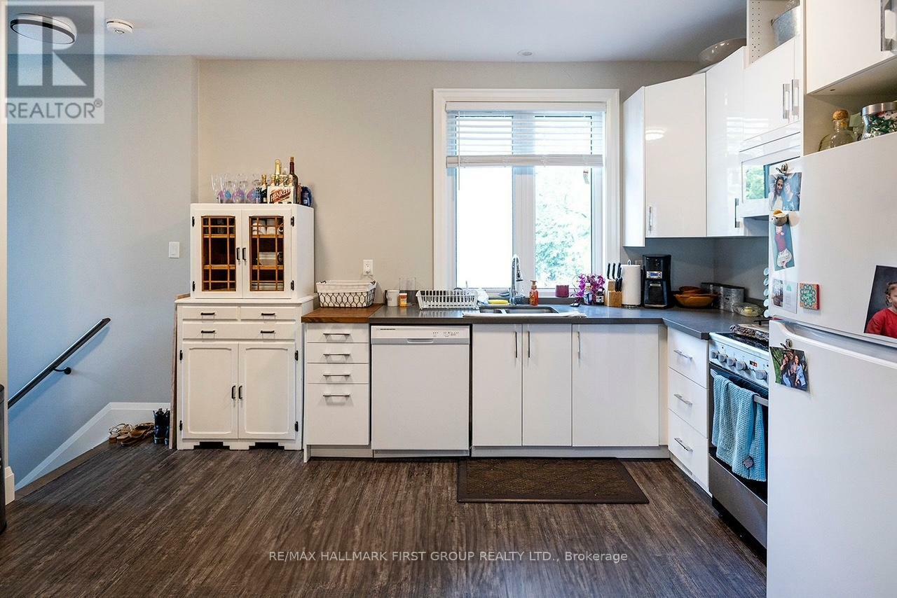Property Photo: 429 Madison Avenue ON L1J 2P7
