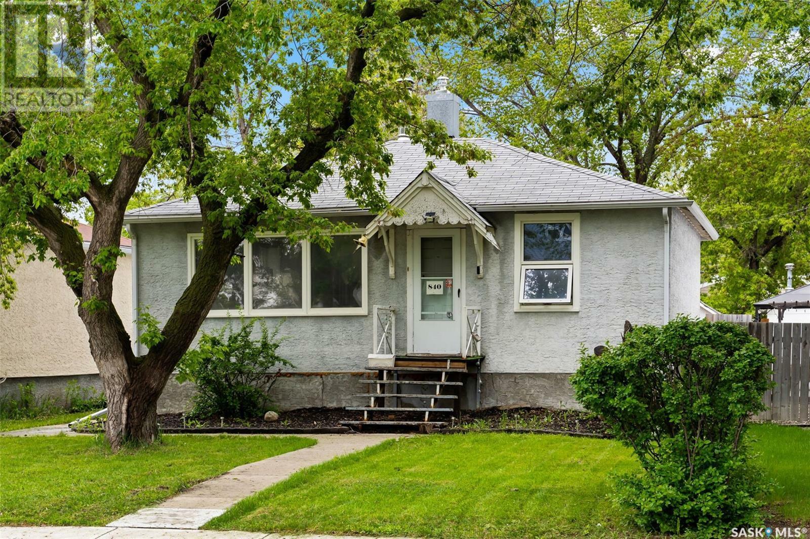 Property Photo: 840 Argyle Street SK S4T 3P8